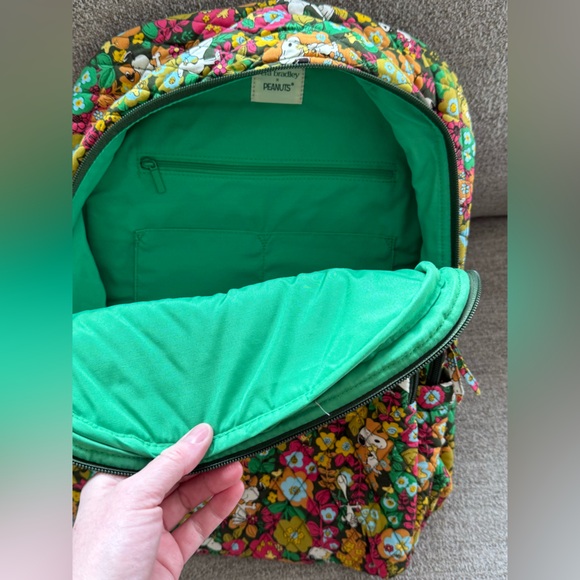 Vera Bradley Peanuts (Snoopy) Peanuts Garden Large Backpack NWT - Picture 6 of 9